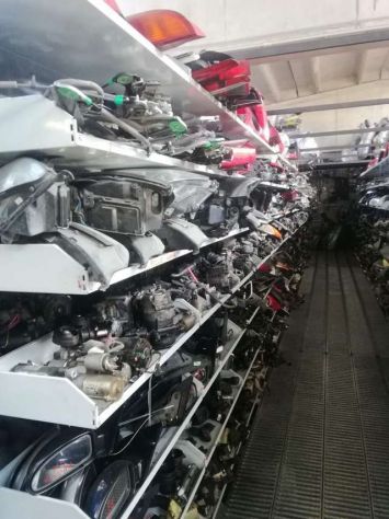 Ricambi Usati tutte marche -Officine- Carrozzerie - - Foto 8