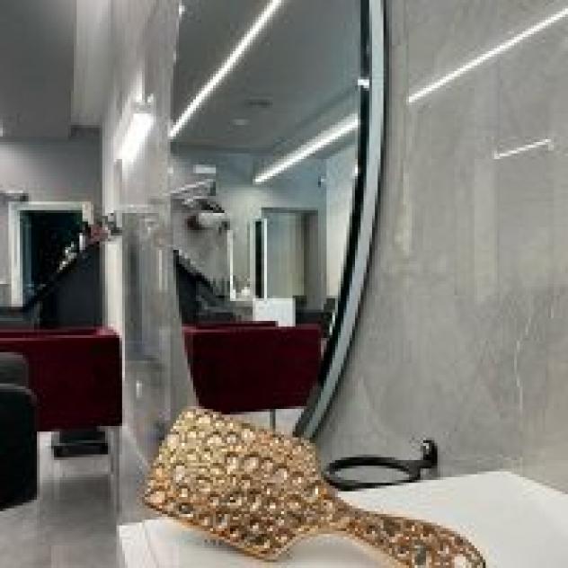 Look Center 2 - Salone Parrucchiere ed Estetica - Foto 4