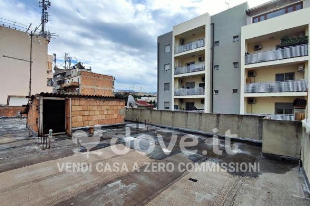 Rustico / Casale di 140 m² con 4 locali in vendita a Reggio Calabria