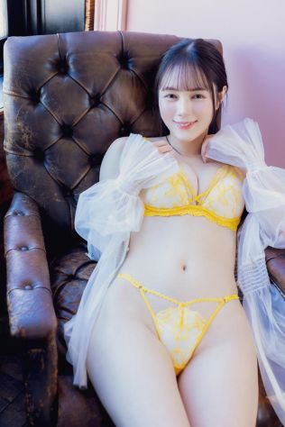 💥 in Giussano💋 01,08🌟 Eccomi arrivata una nuova ragazza ORIENTALE ho 23 anni ,simpatica ed intraprendente e dolcissima - Foto 3 Tel:3664256530