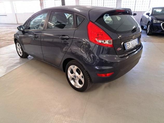 FORD Fiesta 1.2 16V 82CV 5p. Titanium Bs. rif. 23895789 - Foto 3