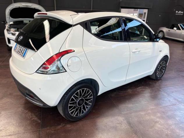 LANCIA Ypsilon 1.2 69 CV 5 porte S&S S Momodesign rif. 23647560 - Foto 5