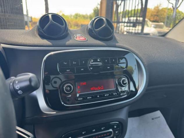 SMART ForTwo 1.0cc 71cv AUTOMATICA CRUISE CONTROL rif. 24051925 - Foto 8