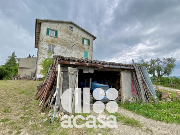 CASALE con CAPANNONI e TERRENO AGRICOLO - Foto 12