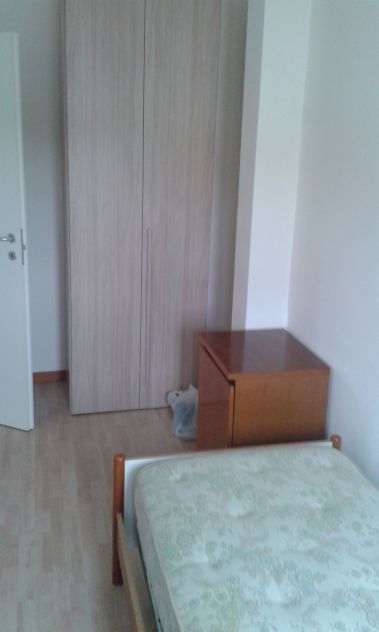 Stanza singola vicino zona pedonale Desenzano - Foto 4