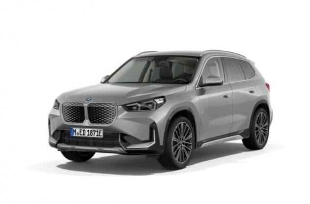 BMW iX1 eDrive 20 X-Line Pure Edition rif. 23739458