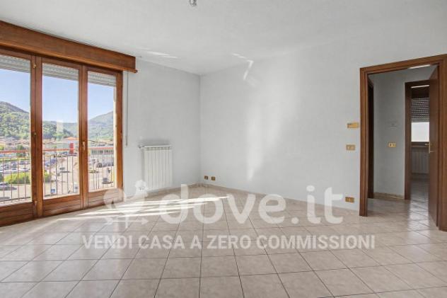Appartamento di 89 m² con 3 locali e box auto in vendita a Lavena Ponte Tresa - Foto 6