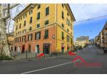 2 Vetrine in affitto a Genova