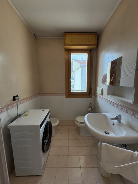 Stanza singola in ampio appartamento condiviso. - Foto 10