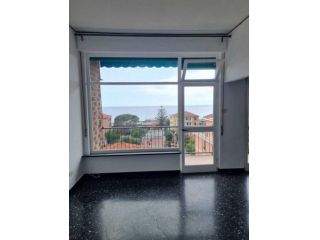 Quadrilocale in affitto a Lavagna