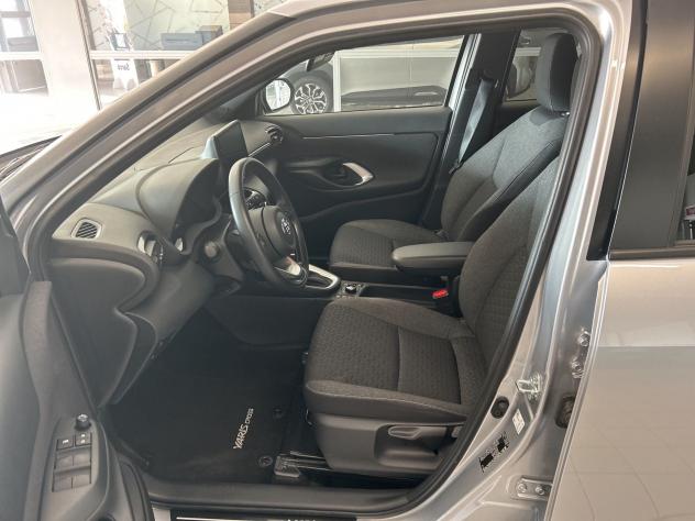 Toyota Yaris Cross 1.5H (116 CV) E-CVT Trend - Foto 6