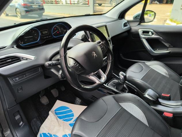 Peugeot 2008 PureTech Turbo 110 S&S Black Matt - Foto 10