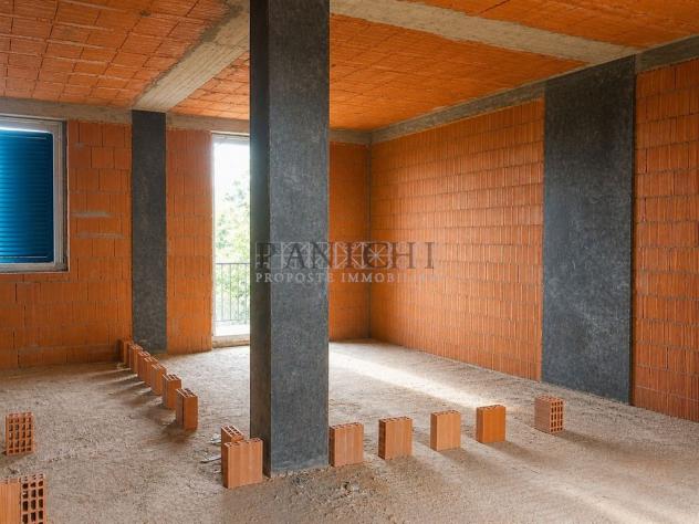 Appartamento con garage, balconi e giardino privato - NUOVO - Foto 7