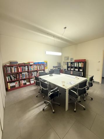Immobile di pregio ad uso commerciale - Foto 9