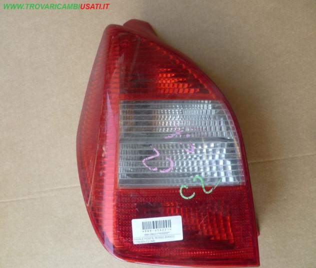 FANALE POST.S. ROSSO BIANCO CITROEN C2 (A6)  Parti elettriche  Fanaleria  Fanali  Fanale post. sx. CITROEN - C2 - 01-11-2008 - 01-01-2010