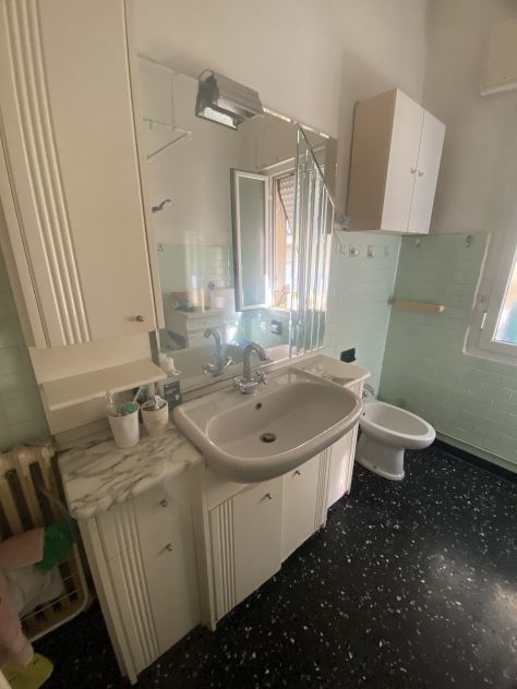 Mobile bagno con lavabo e piano in marmo – vintage anni ’90 - Foto 3