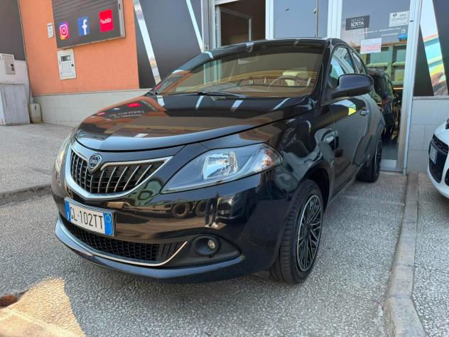 Lancia Ypsilon 1.0 Hybrid Gold - Foto 3