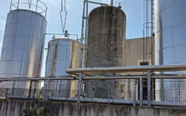 Immobile in asta di 594 m² con più di 5 locali in vendita a Simaxis - Foto 2
