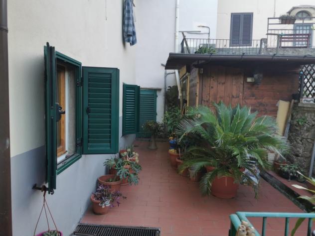 15 minuti da FIESOLE, FIRENZE 5 vani resede