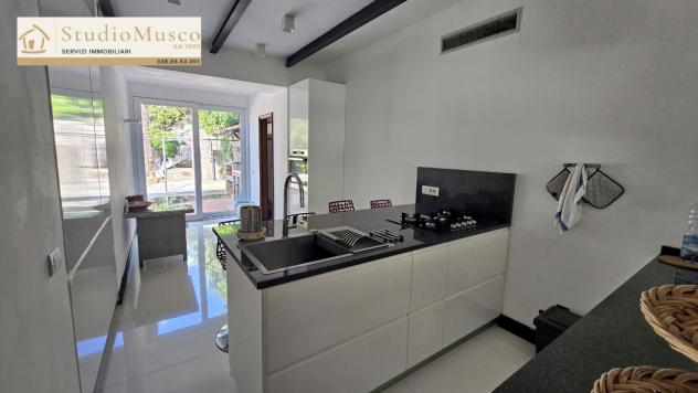 VILLA di 11 vani e di 231 mq (CAPRI) rif. CVVTP - Foto 3