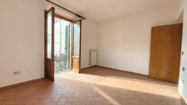 APPARTAMENTO INDIPENDENTE di 4 vani e di 90 mq (CARMIGNANO) rif. L1346 - Foto 19