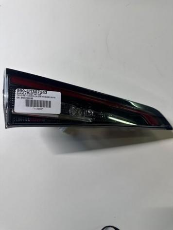 FANALE POST INT SX 999-U1307243 Parti elettriche  Fanaleria  Fanali  Fanale int. post. s TOYOTA - COROLLA SW HYBRID 2019 -