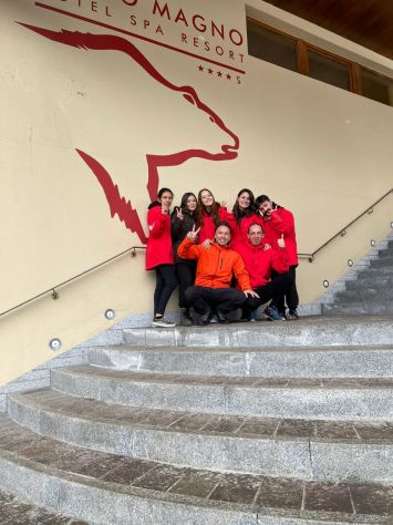 RICERCHIAMO ANIMATORI JUNIOR CLUB