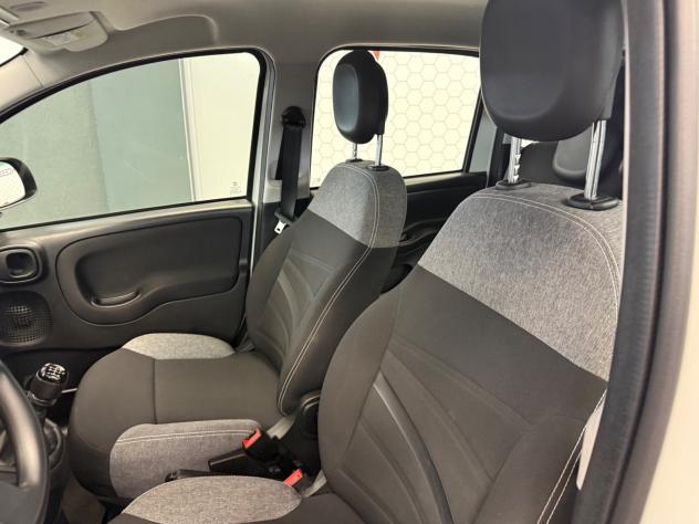 Fiat Panda 1.0 FireFly S&S Hybrid City Life - Foto 10