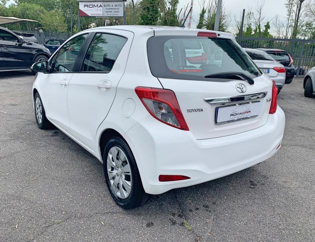 Toyota Yaris Yaris 1.3 5 porte Lounge - Foto 4