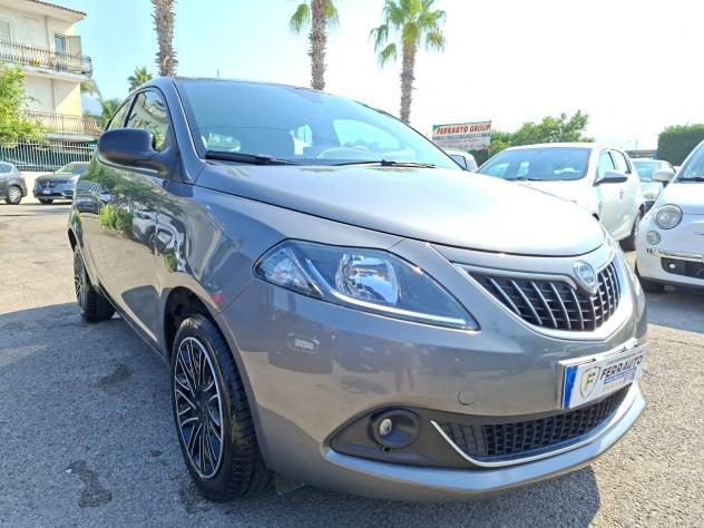 Lancia Ypsilon 1.0 FireFly 5 porte S&S Hybrid Gold - Foto 4