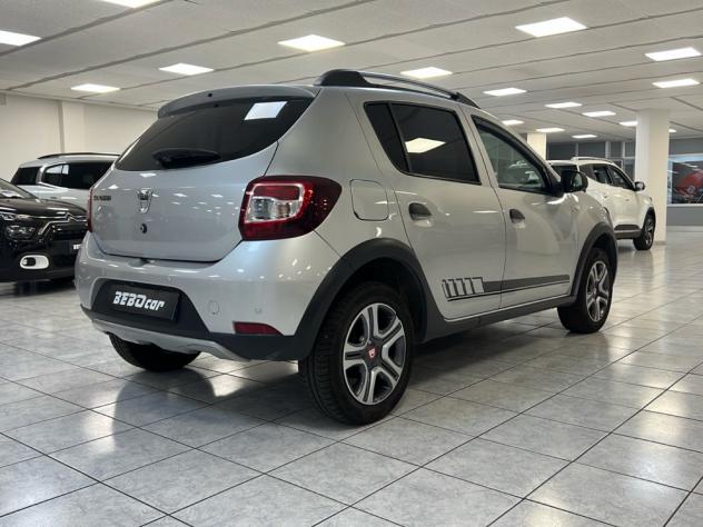 Dacia Sandero 0.9 TCe Laureate - Foto 5