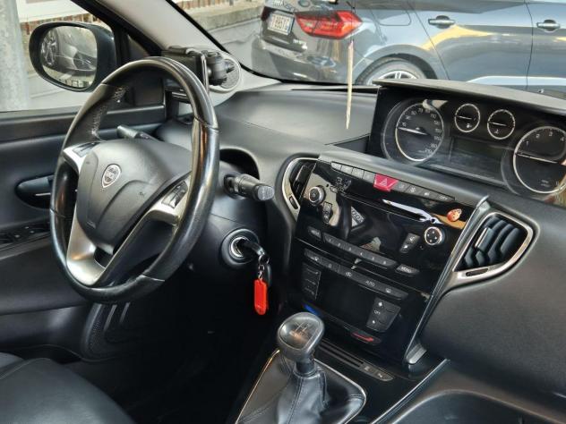 LANCIA - Ypsilon - 0.9 T.Air 85 CV 5 porte S&S DFN Platinum - Foto 7