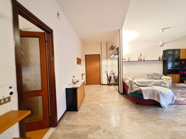 Imperdibile Trilocale in Centro con Box auto! - Foto 4