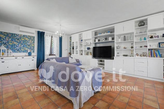 Villa di 210 m² con più di 5 locali e box auto in vendita a Ciampino - Foto 7