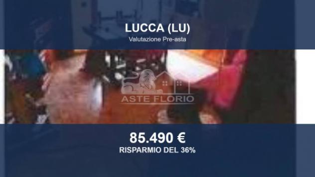 Immobile in asta di 163 m² con più di 5 locali e box auto in vendita a Lucca
