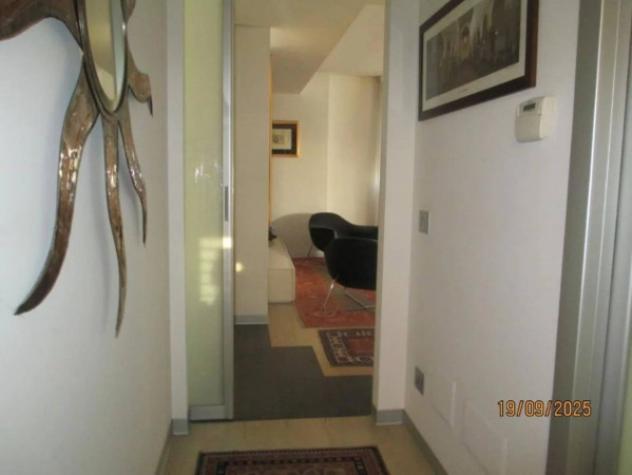 Immobile in asta di 182 m² con più di 5 locali e box auto doppio in vendita a Milano - Foto 10