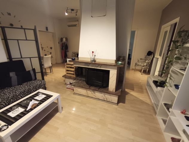 Appartamento di mq. 120 ristrutturato a Terni, quartiere "Le Grazie"/Cesure - Foto 3