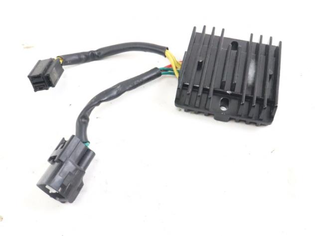 VOGE SFIDA SR4 2708803040001 REGOLATORE DI TENSIONE 22 - 24 REGULATOR