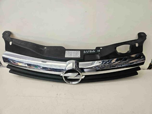 MASCHERINA ANTERIORE OPEL Astra H Berlina (0407)