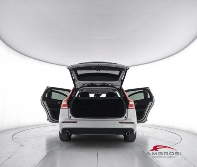 VOLVO V60 D4 Geartronic Business Plus - PER OPERATORI DEL SE rif. 23764665 - Foto 7