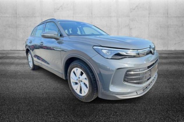 VOLKSWAGEN Tiguan 2.0 TDI 150 CV DSG Life rif. 24050037 - Foto 2