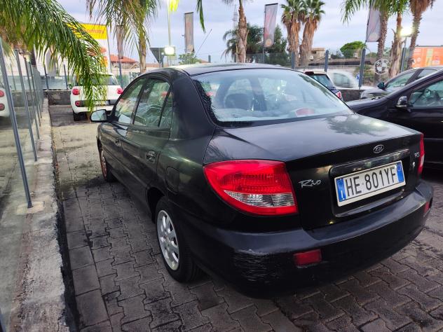 Kia Rio 1.3i cat 4 porte Sedan RS Comfort - Foto 4