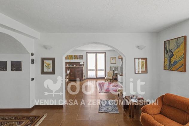 Villa di 475 m² con più di 5 locali e box auto doppio in vendita a Malnate - Foto 8