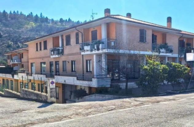 Immobile in asta di 258 m² con più di 5 locali in vendita a Cingoli - Foto 3