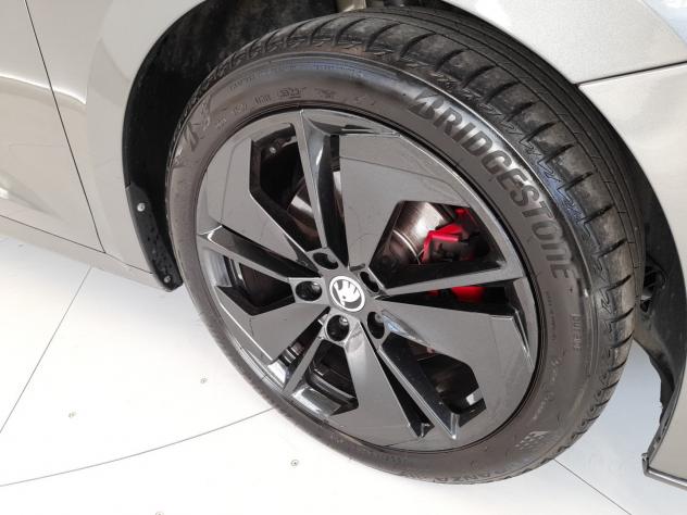 Škoda Octavia 2.0 TDI EVO 147KW RS DSG - Foto 8