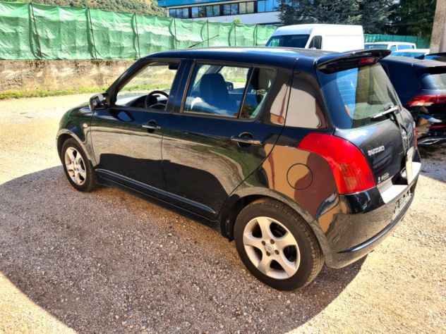 Suzuki Swift 1.3 benzina 5 porte - Foto 10