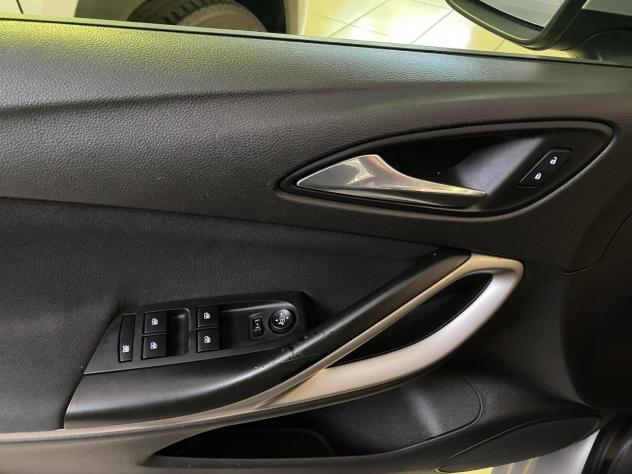 Opel Astra 1.6 CDTi 136CV automatica Sports Tourer Innovation - Foto 9