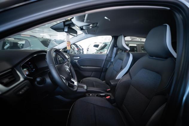 Renault Captur 1.6 E-Tech full hybrid Techno 145cv auto - Foto 7