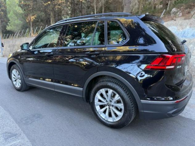 VOLKSWAGEN Tiguan 2.0 TDI 150 CV SCR DSG Life rif. 24024530 - Foto 7