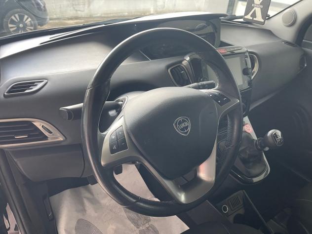 Lancia Ypsilon 1.0 FireFly 70cv S&S Hybrid GOLD PLUS - Foto 9